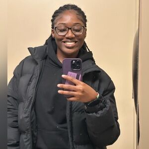 Meet your Posher, Ashley